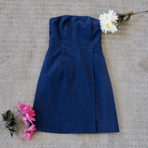 Vineyard Vines Dresses & Skirts - Vineyard Vines EUC Seersucker Strapless Dress Sz 4